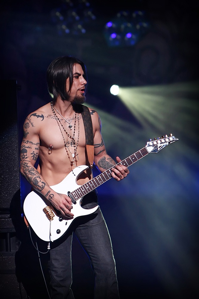 Dave Navarro