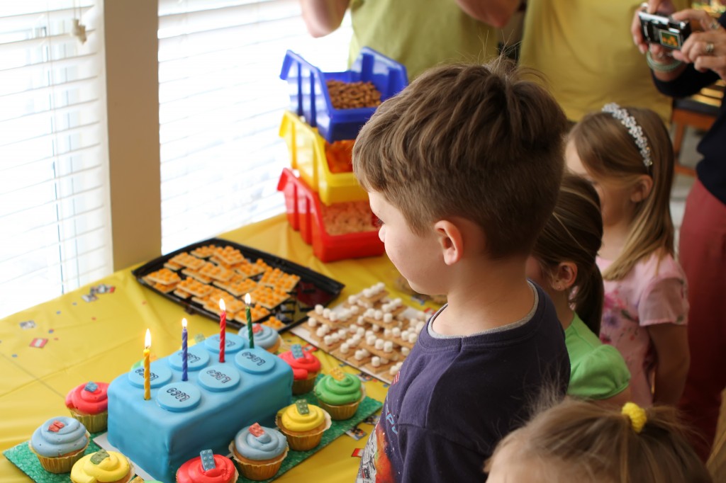 lego party cake