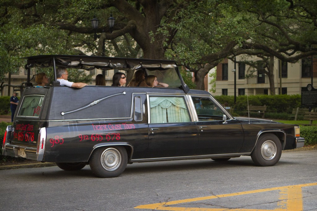 savannah coffin tour