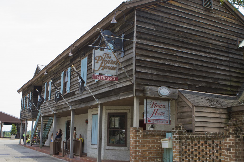 savannah the pirate house